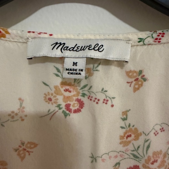*LIKE NEW* Madewell Tie Waist V-Neck Cream and Floral Blouse - Picture 3 of 6
